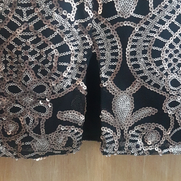 Chico dress - Picture 8 of 8